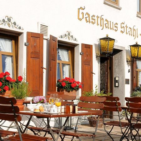 Gasthaus Weingut Stahl Oberwesel Buitenkant foto